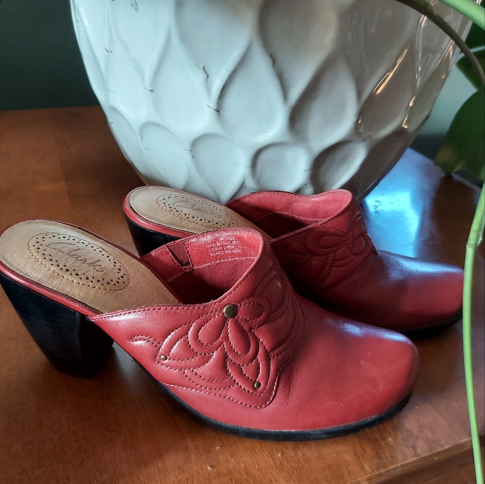 Clark's Leather Swing Heels